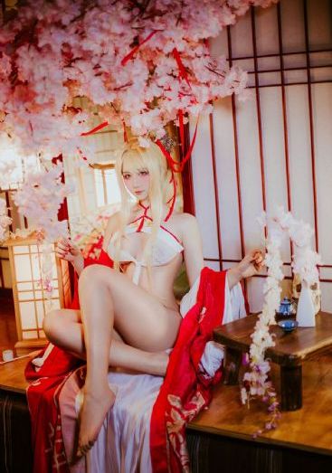 李丽珍蜜桃成熟