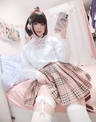 撕开老师的乳罩慢慢揉视频
