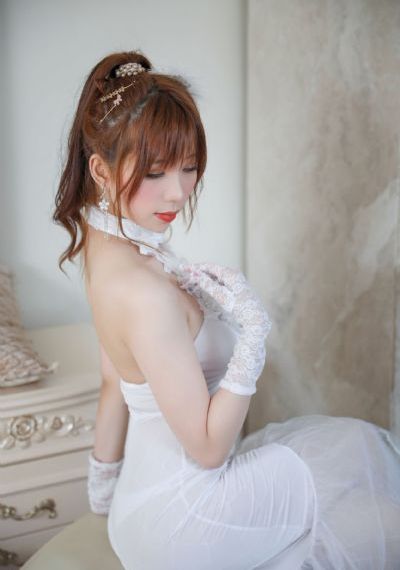 快穿之浪妇系统h