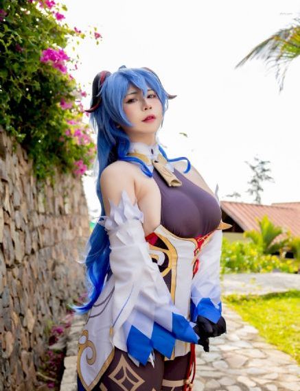 美女和老师拔萝卜