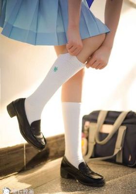 少年白马